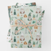 Kerstgnomen White Green Gold Trendy Whimsical Inpakpapier Vel (In situ)