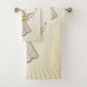 Kerstgoud/witte Filigree Angel of Grace Bath  Bad Handdoek (Insitu)