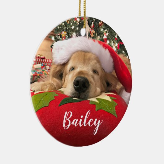 Kerstgouden koortsnaveldog onder de boom keramisch ornament (Rechts)