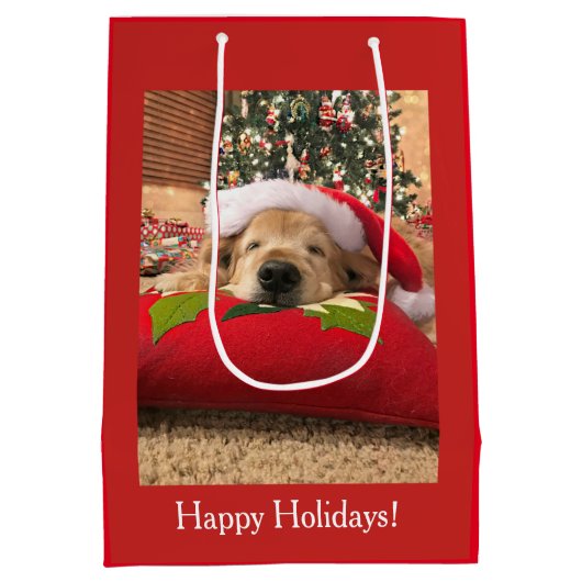 Kerstgouden koortsnaveldog onder de boom medium cadeauzakje (Achterkant)