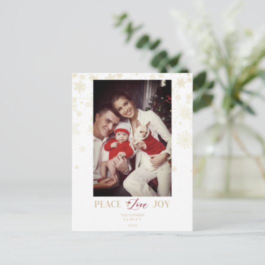 Kerstgouden sneeuwvlokken en Holly Custom Photo Feestdagenkaart (Staand voorkant)