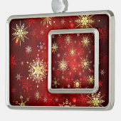 Kerstgouden sneeuwvlokken op rode achtergrond verzilverd omlijst ornament (Links)