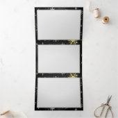 Kerstgouden sneeuwvlokken op zwarte achtergrond drieluik uitnodiging (Binnen)