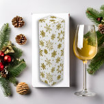 kerstgoudvlekken wijn<br><div class="desc">Op zoek naar een schattige kerstwijndoos? Deze heeft een witte achtergrond met gouden sneeuwvlokken en is perfect voor die moeilijk te verpakken geschenken! Het is betaalbaar en bespaart tijd.</div>