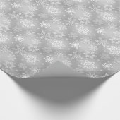 Kerstgrijs Snowflake-omslagpapier Cadeaupapier (Hoek)