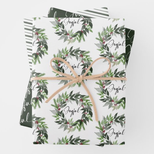 Kerstgroen met feestelijke feestdag inpakpapier vel (In situ)