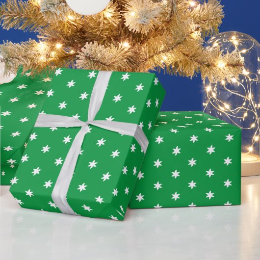Kerstgroene en witte sneeuwvlokken cadeaupapier (Feestdagen)