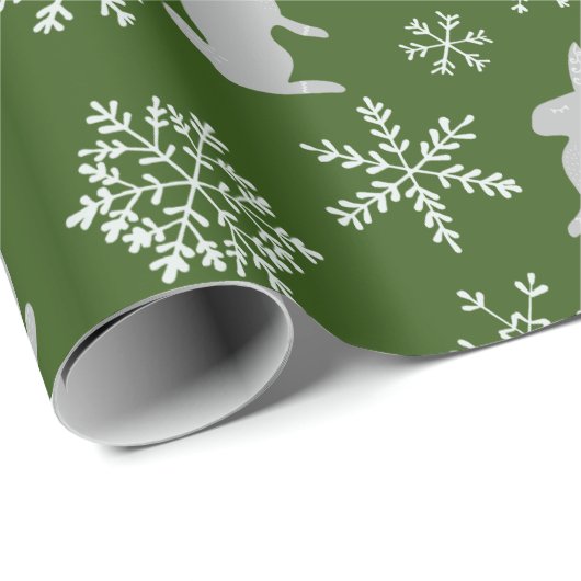 kerstgroene sneeuwvlokken en -bundels cadeaupapier (Rol Hoek)