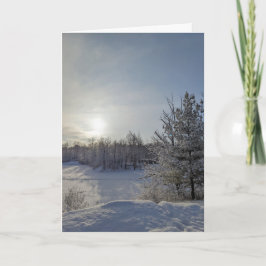 Kerstgroeten op een besneeuwde ochtend feestdagen kaart