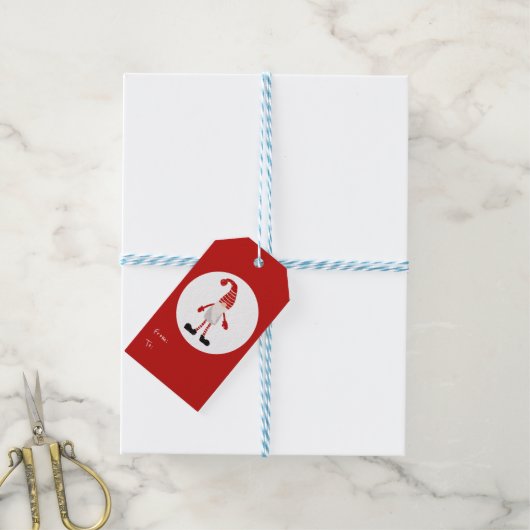 kersthand met gnome Nordic Pattern Red Gray Cadeaulabel (Met Touw)