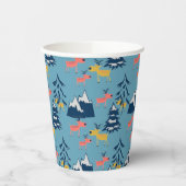 Kerstherten, kerstbomen, bergen papieren bekers (Links)