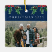 KerstHolly Berry Eenvoudige Aangepaste Foto Blauw Keramisch Ornament (Voorkant)