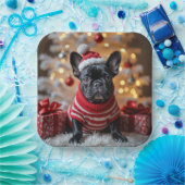 kersthond met kerstmanshat papieren bordje (Feest)