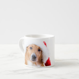 Kersthond met mierkleurige cadeaus espresso kop