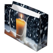 Kerstkaars in sneeuw groot cadeauzakje (Voorkant Gekanteld)