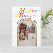 Kerstkaart met retro kleuren en vrolijke vlakke af (Staand voorkant)