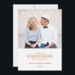 Kerstkaart met speelse sneeuwvlokken en familiefot<br><div class="desc">Elegante kaart met een speelse touch, ideaal om het kerstseizoen te vieren. Voeg uw familiefoto toe voor een persoonlijke touch. Kleine sneeuwvlokken langs de bovenrand. Klassevolle letters dragen bij tot de stijlvolle look van dit ontwerp. Algemene kaart om Kerstmis en alle winterfeesten te vieren.</div>