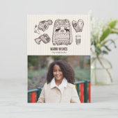 Kerstkaart met warme wensen en Holiday Essentials (Staand voorkant)