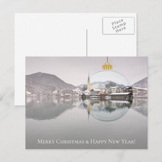 Kerstkaart met winterkerk en X-mas bal Feestdagenkaart (Voorkant / Achterkant)