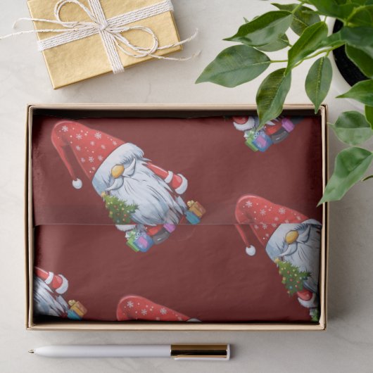 Kerstkabouter Gonk gekleed in een feestelijke outf Tissuepapier (Geschenk)