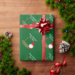 Kerstkabouter op golfbaan grappige feestdag cadeaupapier