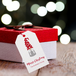 Kerstkabouter rood wit familienaam schattig cadeaulabel