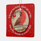 kerstkardinaal herinner me van een geliefde keramisch ornament (Links)