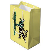 Kerstkat en cactus rare Kerstmis Medium Cadeauzakje (Achterkant Gekanteld)