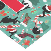 kerstkat en kerstgerechten korte tafelloper (Hoek)