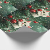 Kerstkat klimt in Kerstboom Cadeaupapier (Hoek)