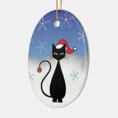 kerstkat met sneeuwvlokken keramisch ornament (Links)