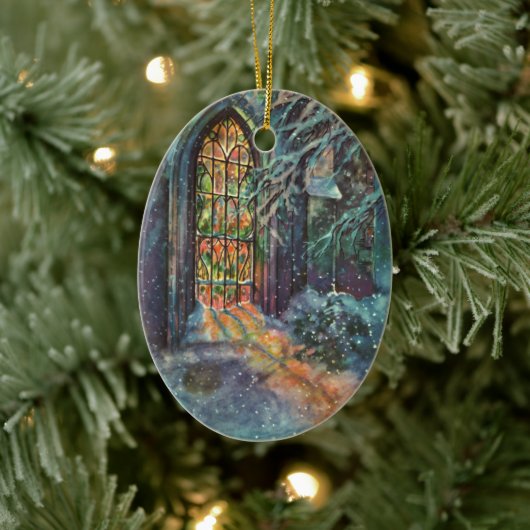 Kerstkerkkerk met Glas in lood raam Keramisch Ornament (Boom)