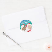 KerstKerstman en mevrouw Claus Biraciale Kerstmis Ronde Sticker (Envelop)
