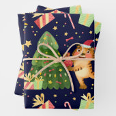 Kerstkleine tijger in de kerstboom - cadeaupatroon inpakpapier vel (In situ)