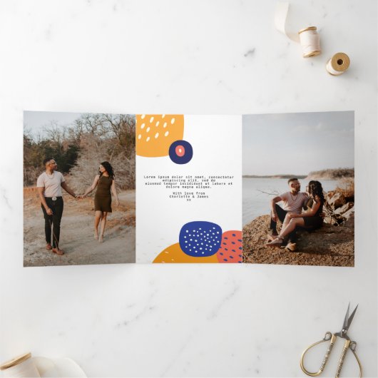 Kerstkleurige Abstracte rendierziekte op maat Drieluik Wenskaart (Binnen)