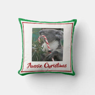 KerstKoala met snoepriet in de Eucalyptusboom Kussen