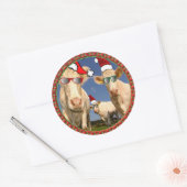 kerstkoeien met bril op en rode kerstmanhoeden ronde sticker (Envelop)