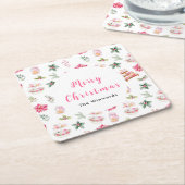 Kerstkoekjes en loof roze kartonnen onderzetters (Schuin)