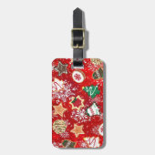 Kerstkoekjes en sneeuwvlokken op rood bagagelabel (Voorkant verticaal)