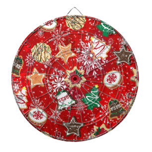 Kerstkoekjes en sneeuwvlokken op rood dartbord