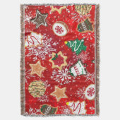 Kerstkoekjes en sneeuwvlokken op rood deken (Voorkant Verticaal)