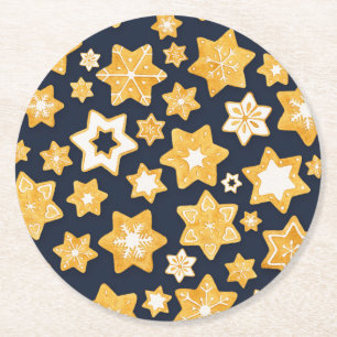 Kerstkoekjes met blauwe grijze achtergrond ronde kartonnen onderzetter