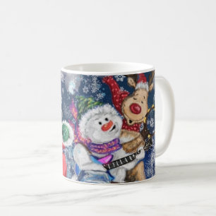 Kerstkoffiekop met gelukkige vrienden koffiemok