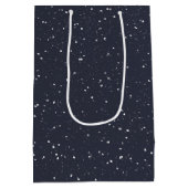 Kerstkonijn met witte dennenboom medium cadeauzakje (Achterkant)