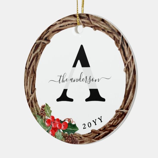 Kerstkrans Familie Monogram met Foto Keramisch Ornament (Links)