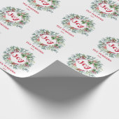 Kerstkrans Holly Berry Joy Feestdagen Monogram Cadeaupapier (Hoek)