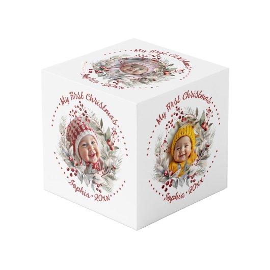 Kerstkrans met bessen, groen foto kubus (Voorkant hoekig)