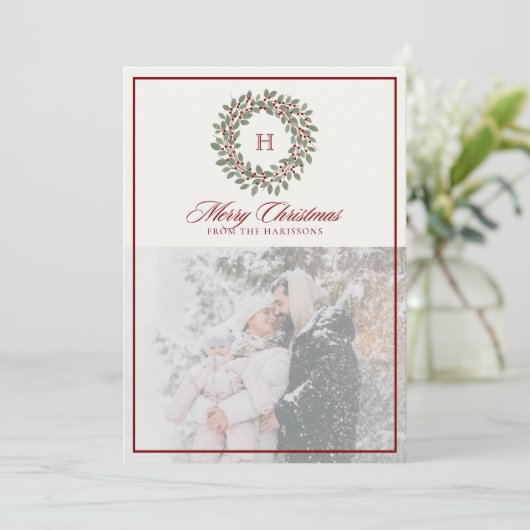 Kerstkrans, rood lijst, monogram Foto Feestdagenkaart (Staand voorkant)