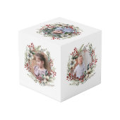 Kerstkrans, witte bloemen, bessen foto cu kubus (Achter hoekig)