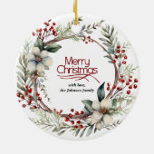 Kerstkrans, witte bloemen, rode bessen foto keramisch ornament (Achterkant)